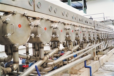 &ldquo;工廠+基地&rdquo;為特色產(chǎn)業(yè)發(fā)展賦能